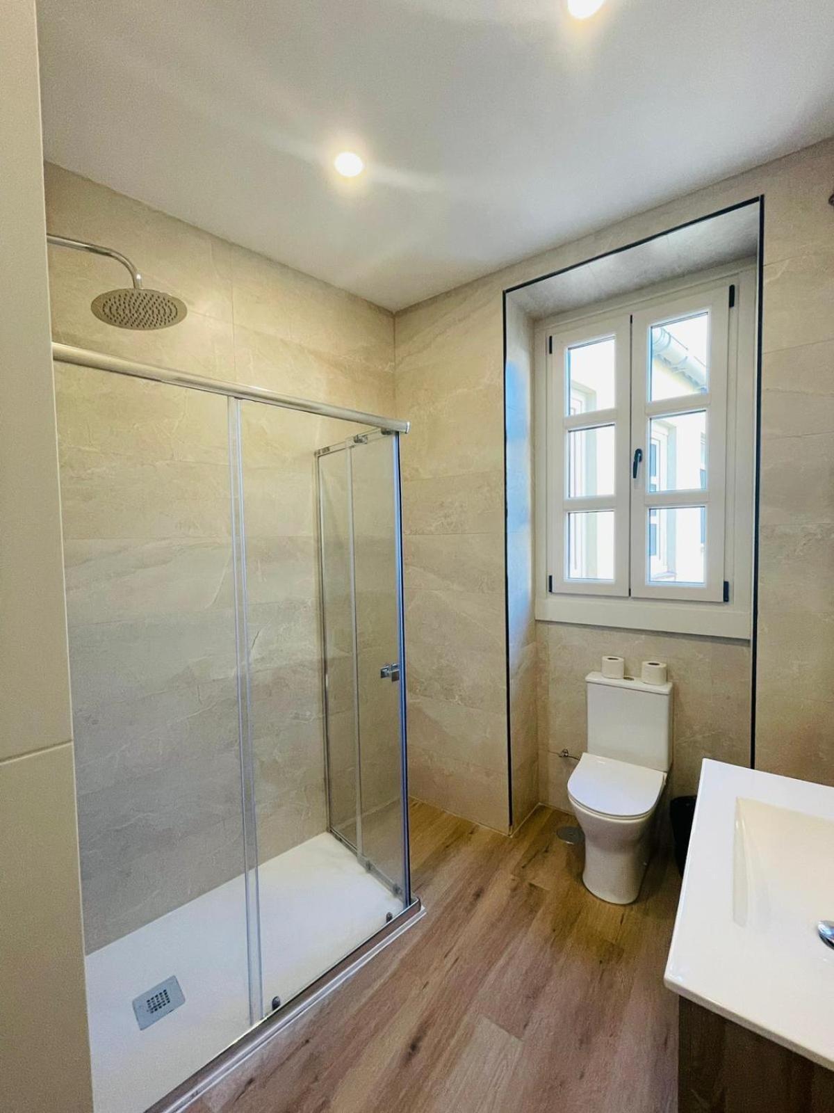 Suites Larios Rooms มาลากา ภายนอก รูปภาพ