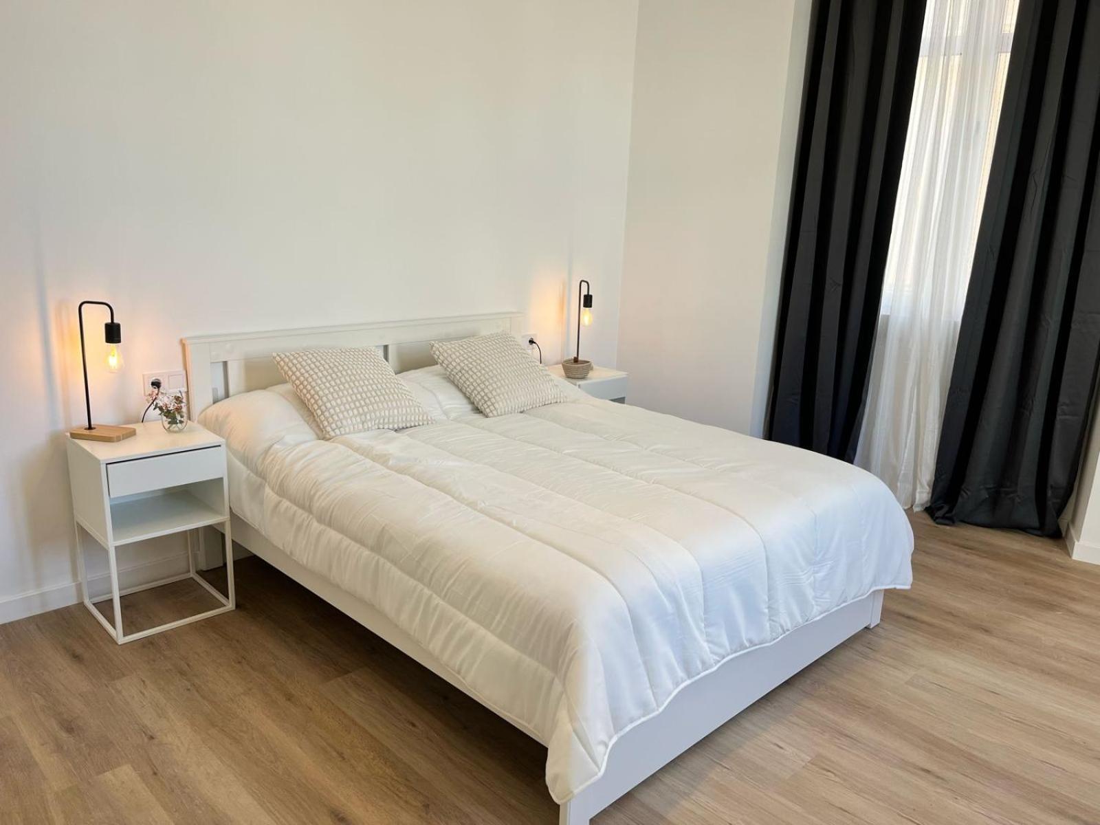 Suites Larios Rooms มาลากา ภายนอก รูปภาพ