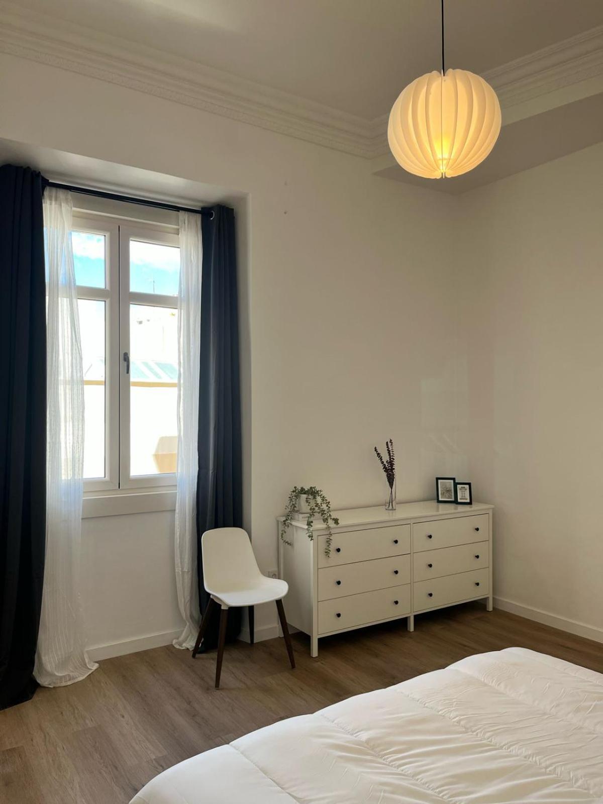Suites Larios Rooms มาลากา ภายนอก รูปภาพ